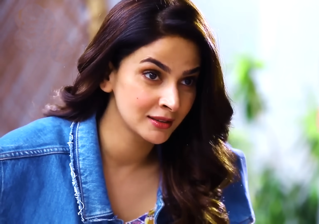 Saba Qamar Biography