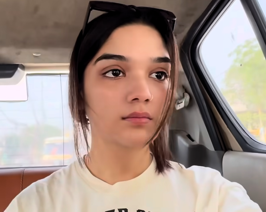 Romaisa ki new image