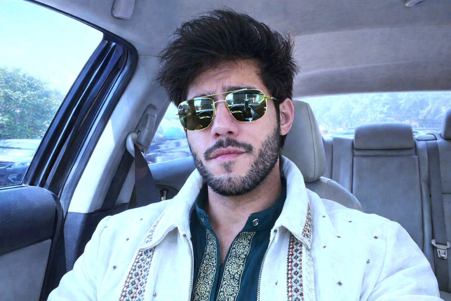 Media event stylish frame