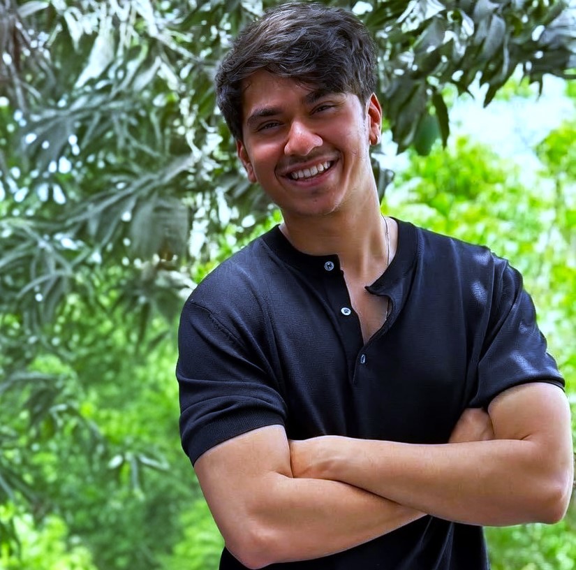 Samar Jafri biography