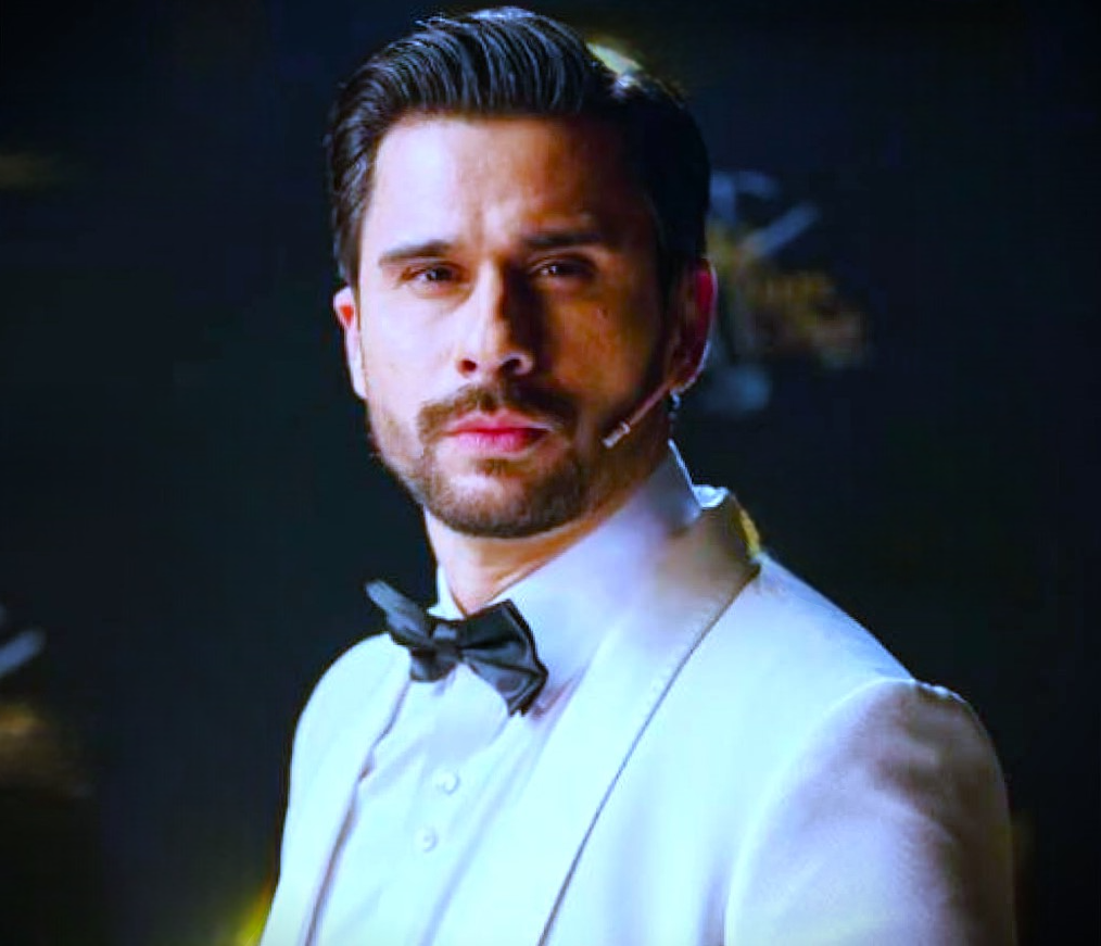 Tabish Hashmi comedian