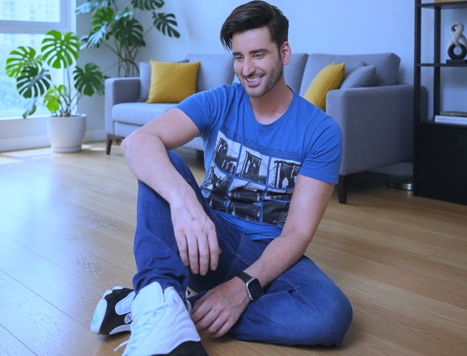 Drama star smiling for camera