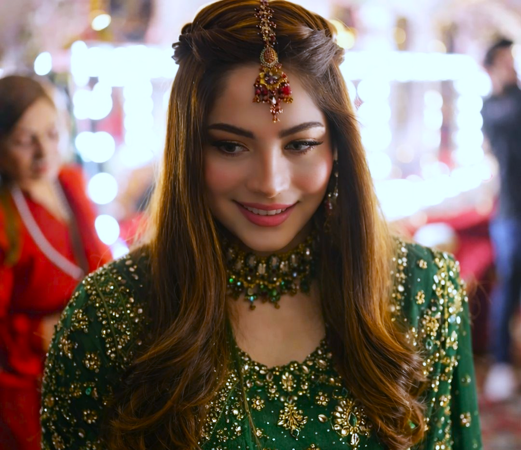 Actress wearing elegant outfit