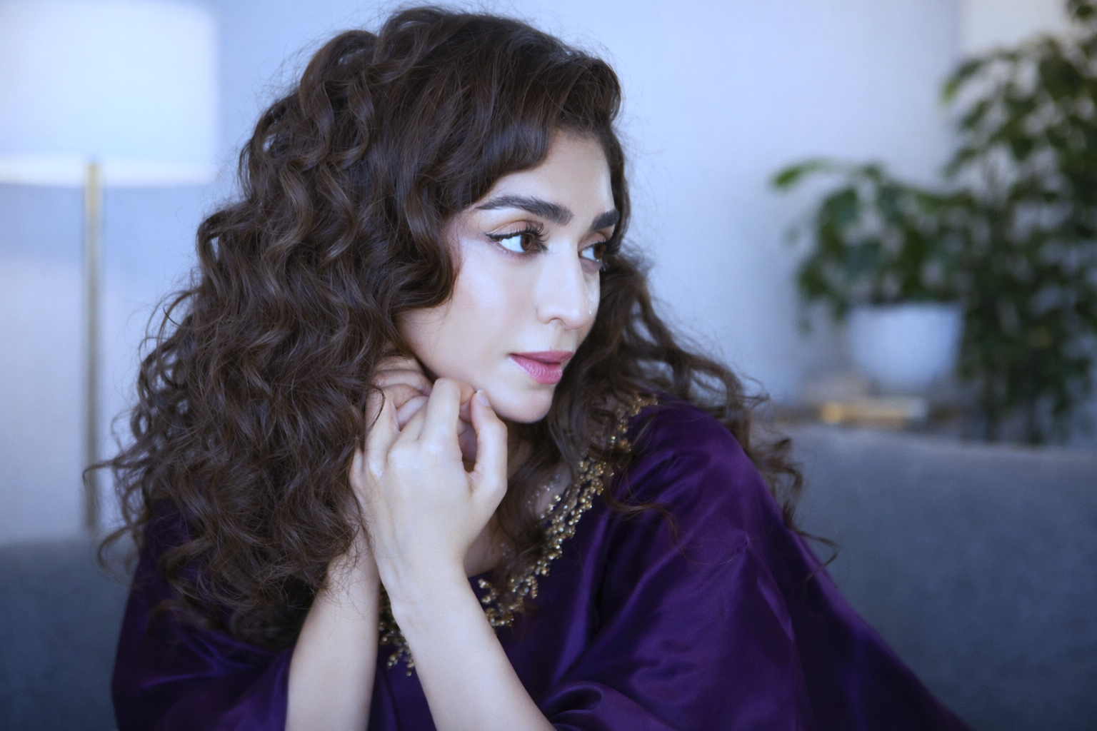 Television actress stylish outfit mein