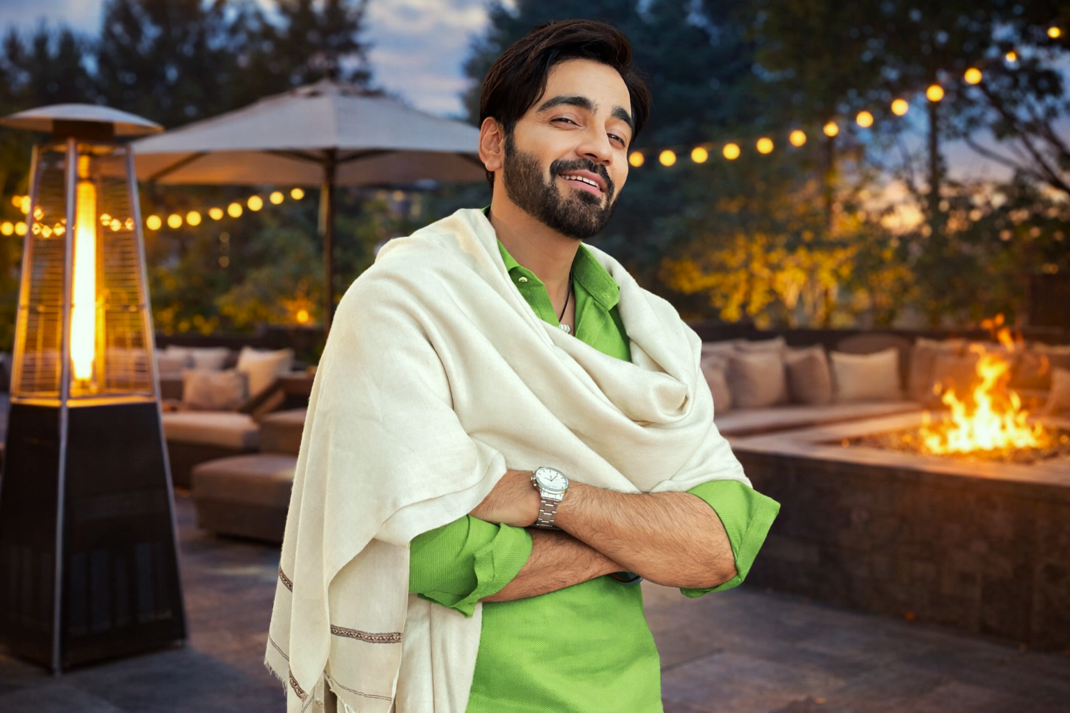 Pakistani actor traditional outfit mein