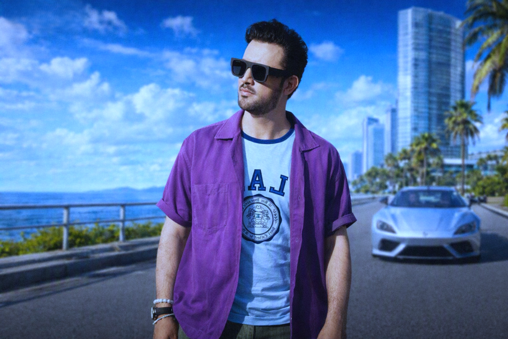 Stylish outdoor portrait in casual outfit