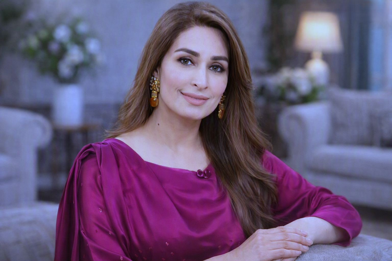 Magenta Dress Mein Khubsurat Super Star