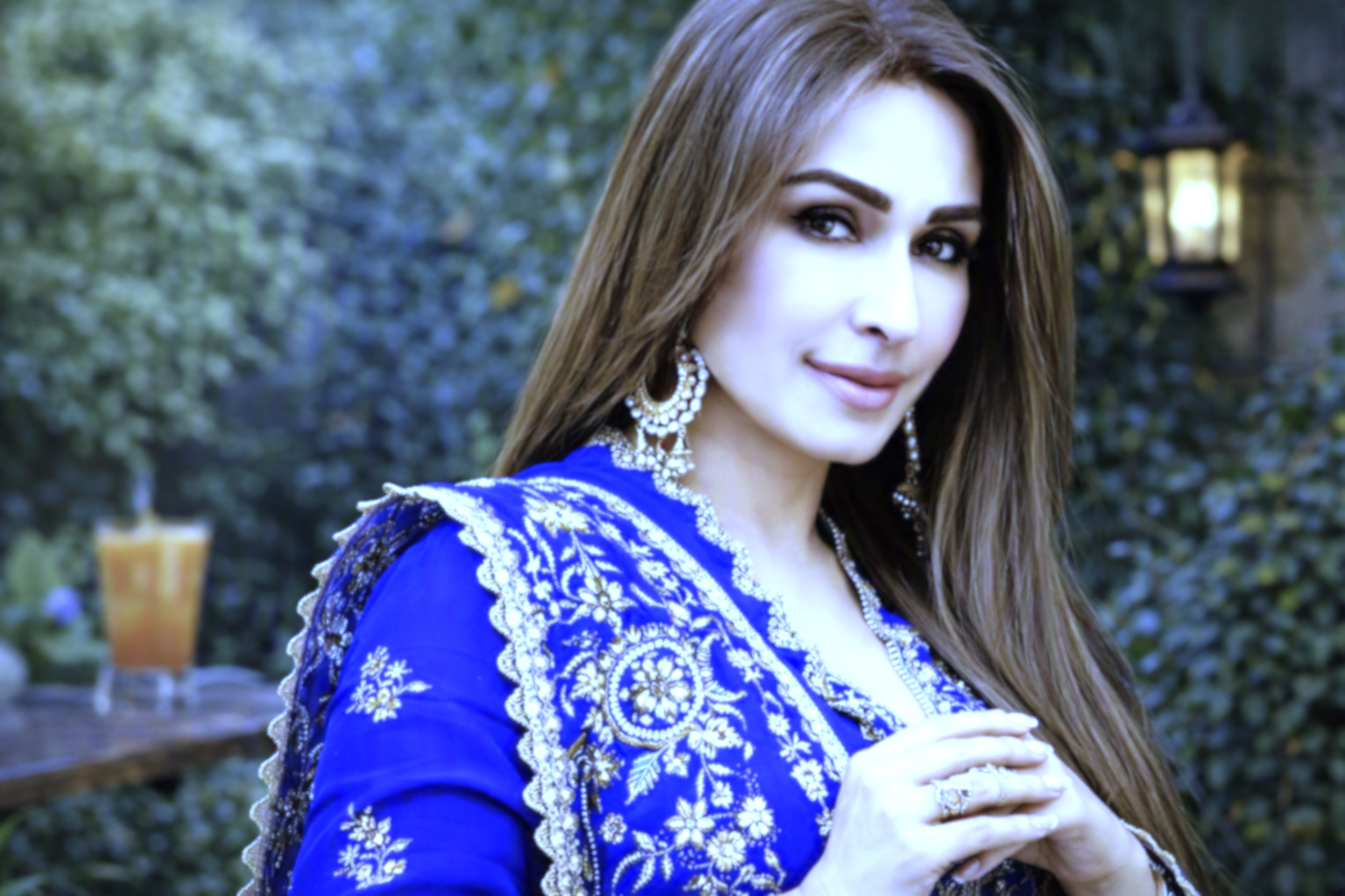 Royal Blue Libas Mein Khubsurat Andaz