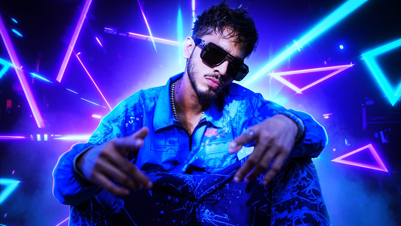 Casual pose with sunglasses
